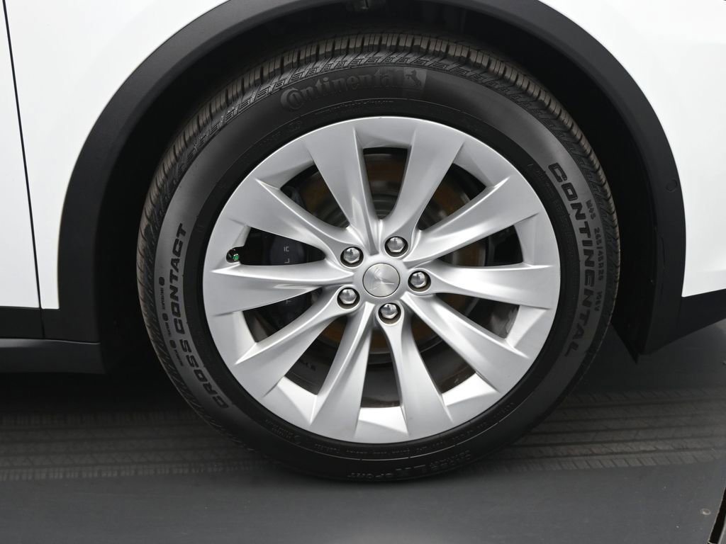 Used 2020 Tesla Model X Long Range image 19