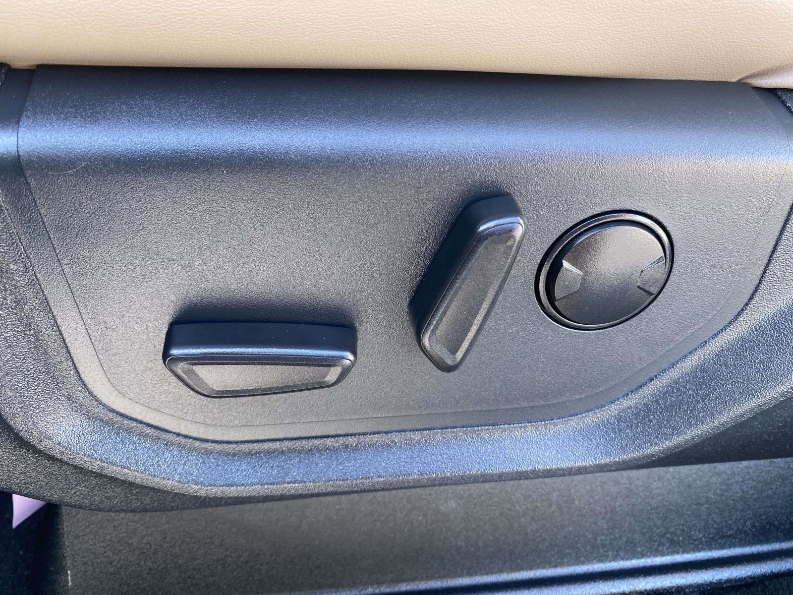 Used 2024 Ford Expedition Max XLT AWD/4WD image 17