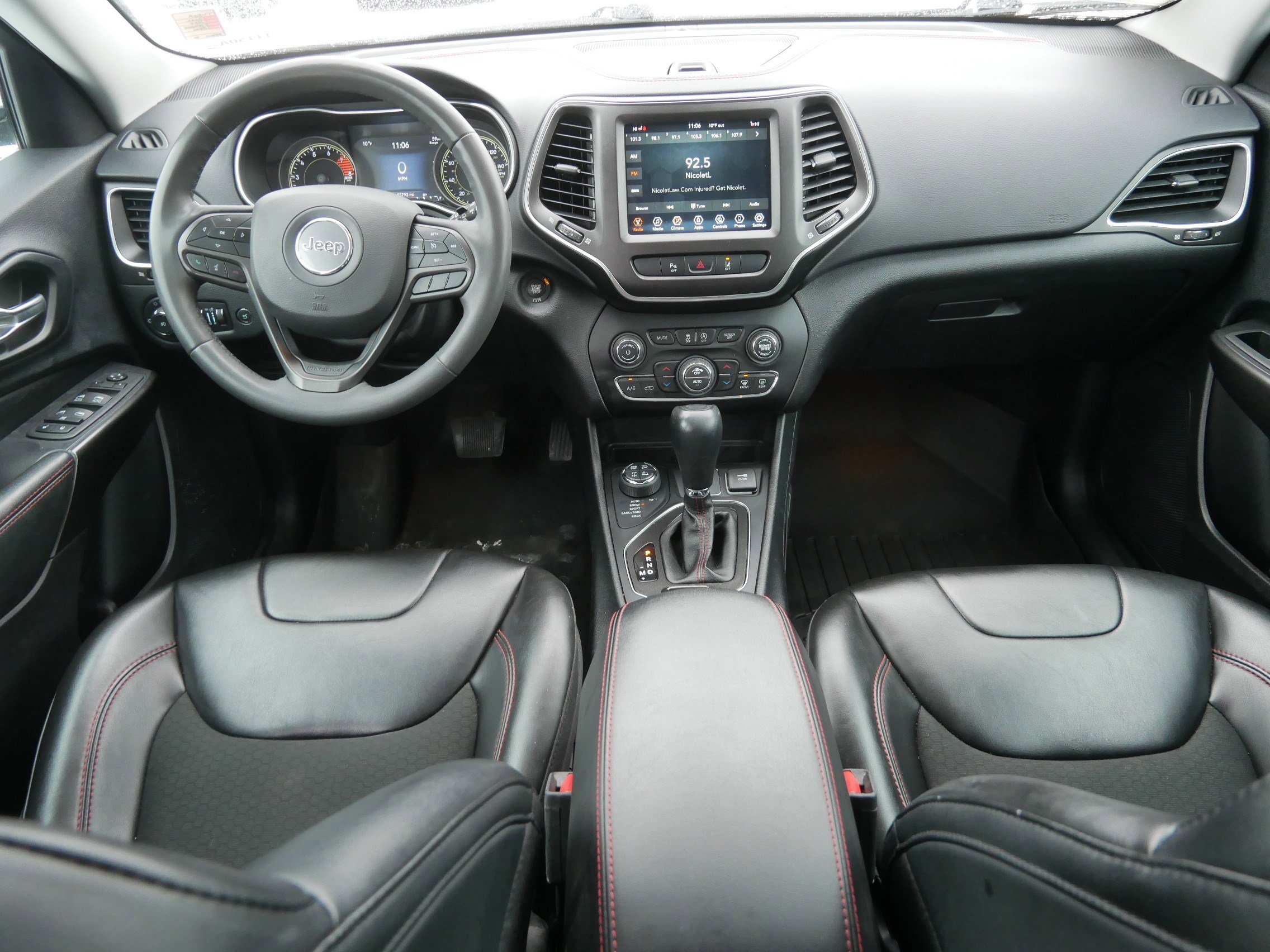 Certified 2022 Jeep Cherokee Trailhawk w/ Comfort/Convenience Group image 10