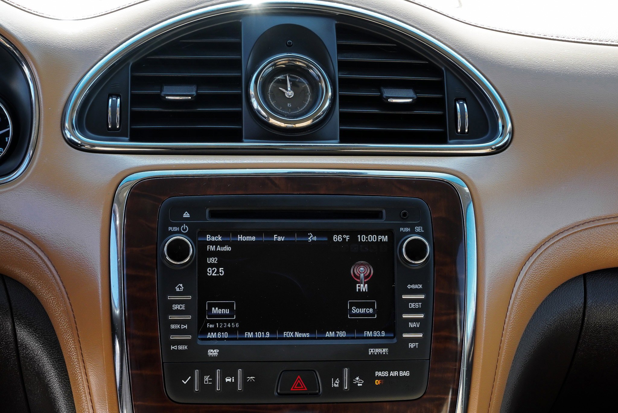 Used 2017 Buick Enclave Premium w/ Trailering Package AWD/4WD image 36