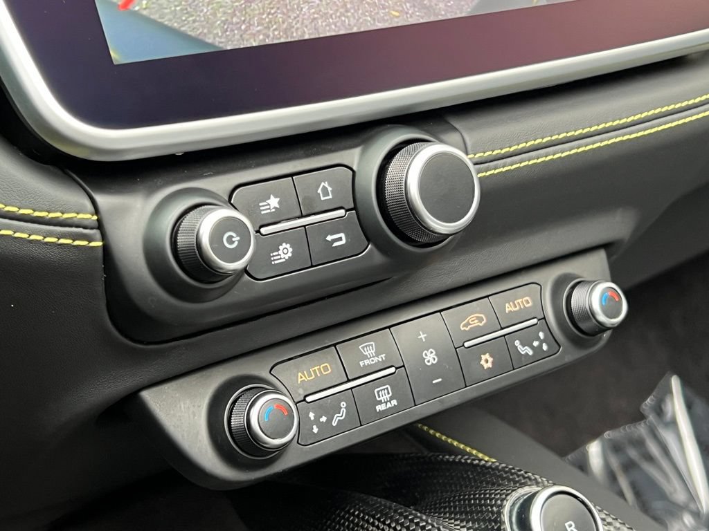 Used 2022 Ferrari Portofino M RWD image 33