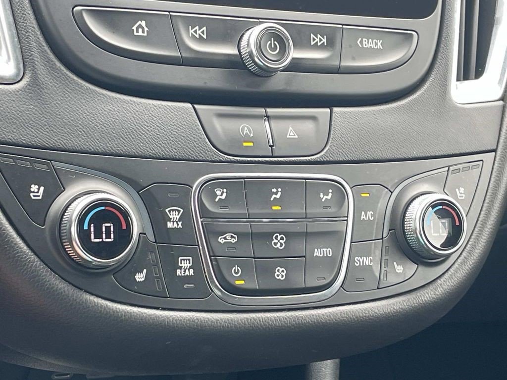 Used 2023 Chevrolet Malibu LT w/ Redline Edition image 16