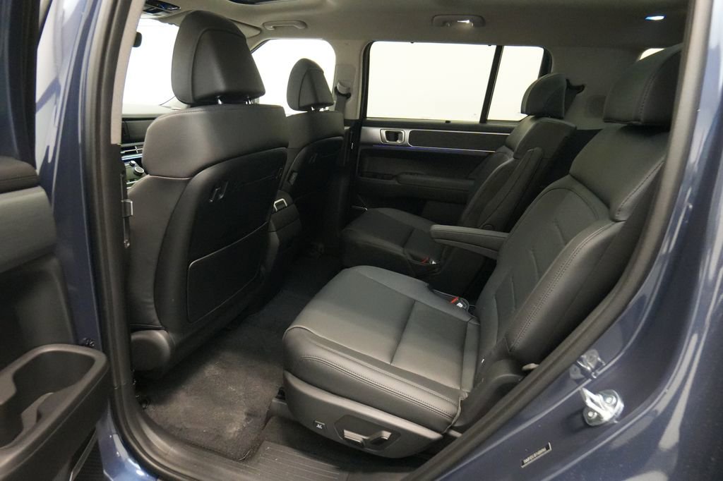 New 2026 Hyundai Santa Fe Limited AWD/4WD image 22