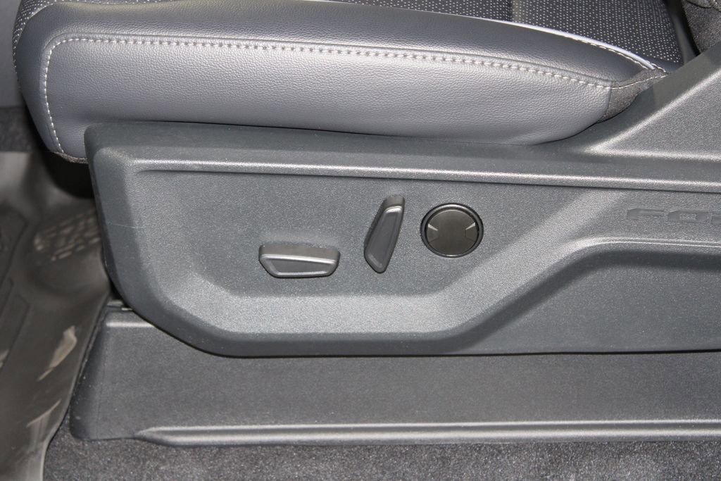 New 2026 Ford F150 Lariat w/ Equipment Group 501A Mid image 23