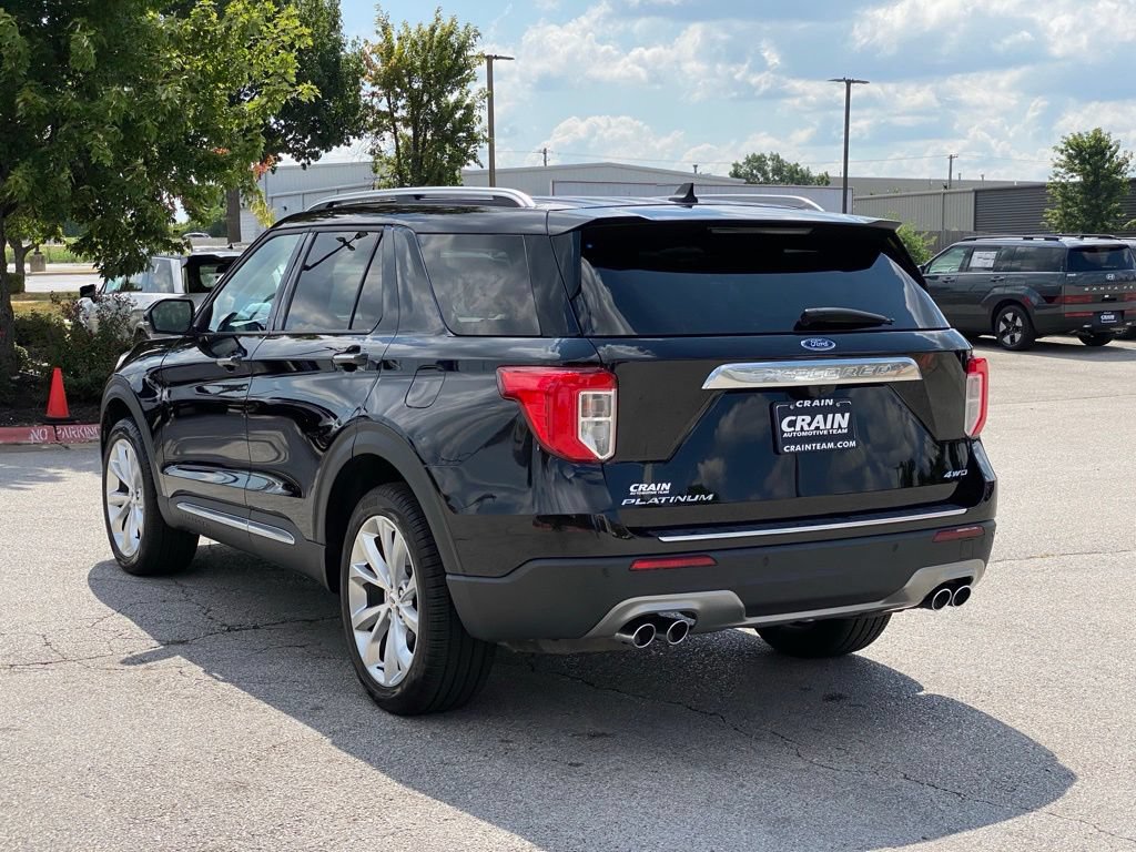 Used 2023 Ford Explorer Platinum w/ Technology Package AWD/4WD image 5