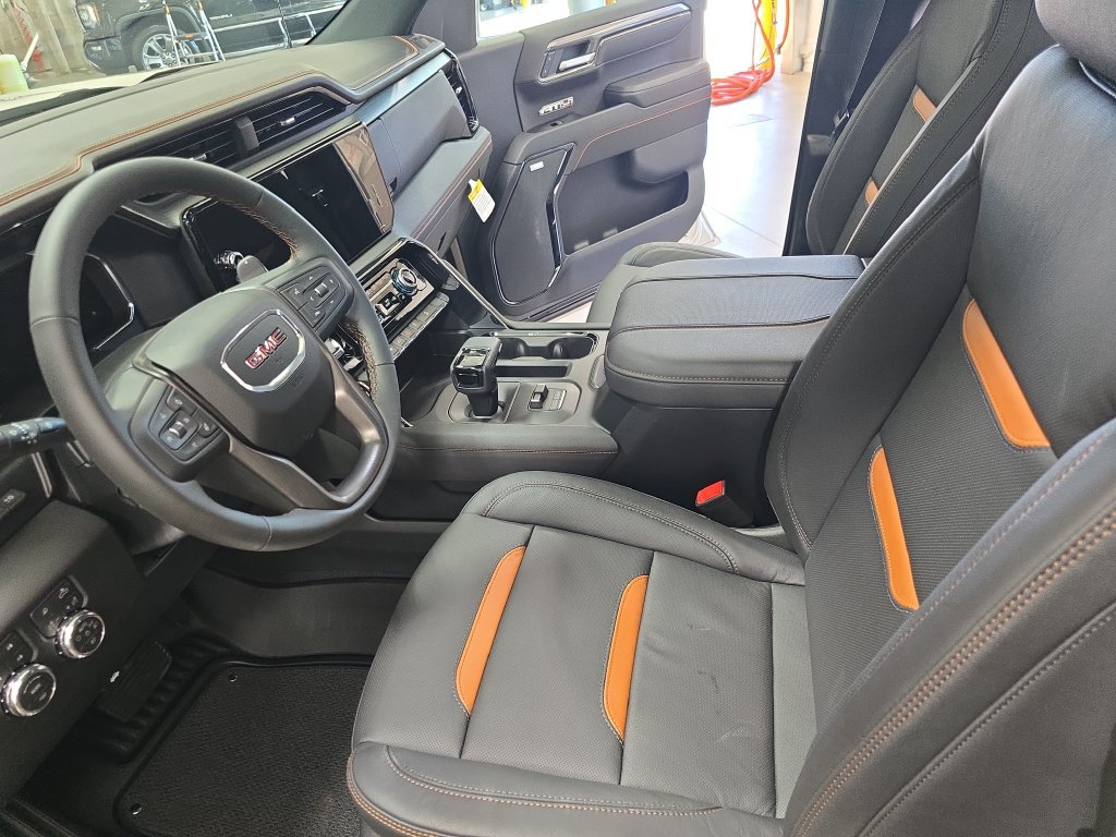 New 2026 GMC Sierra 1500 AT4 w/ AT4 Premium Package AWD/4WD image 15