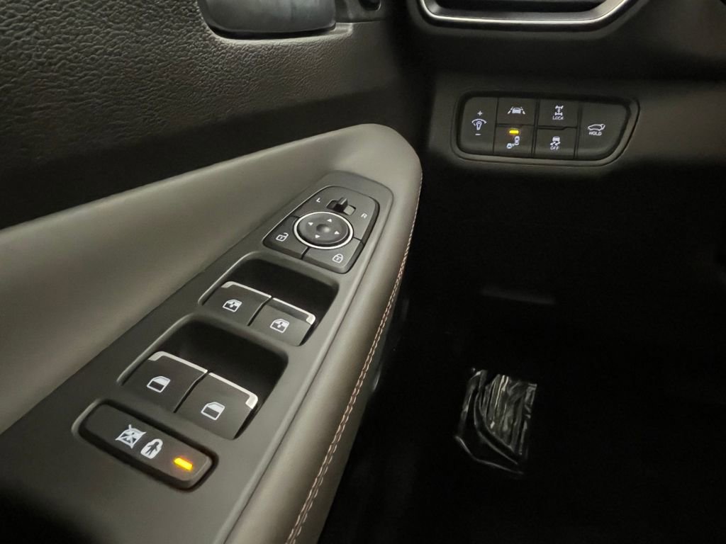 Used 2019 Hyundai Santa Fe AWD image 25