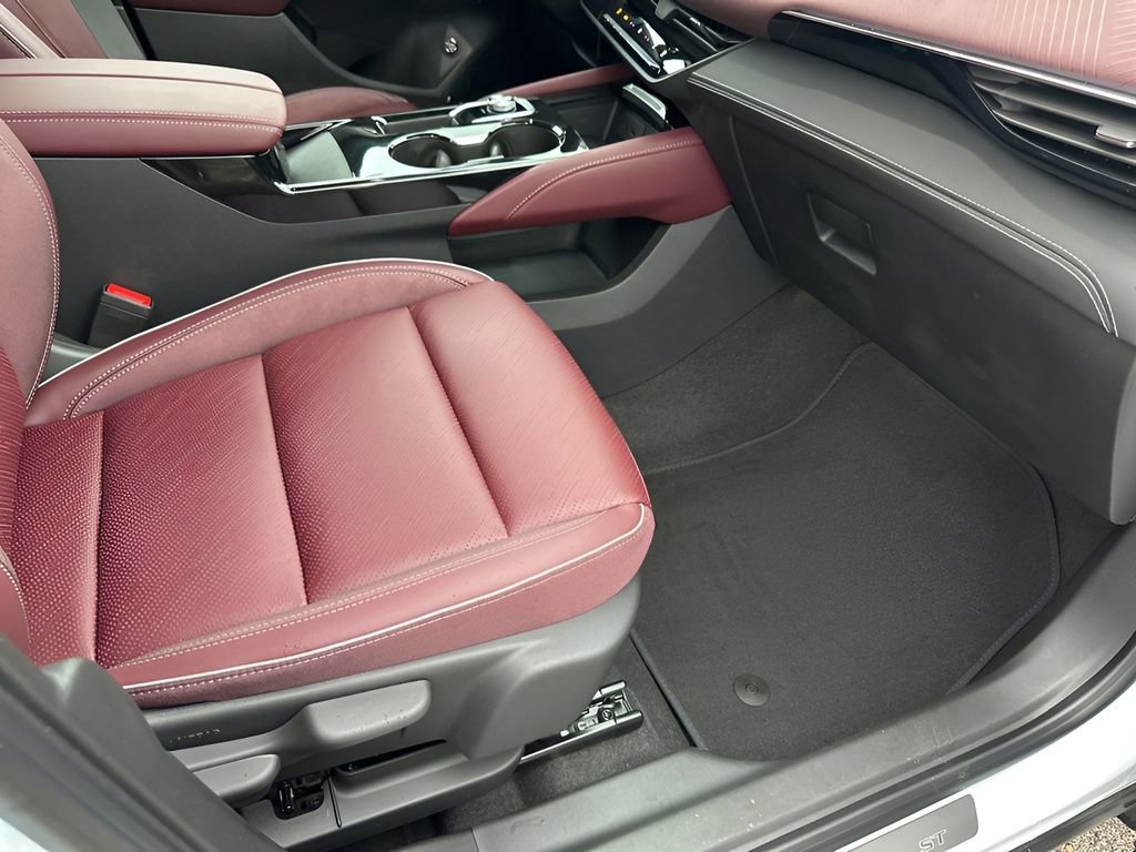 New 2026 Buick Envision Sport Touring AWD/4WD image 16