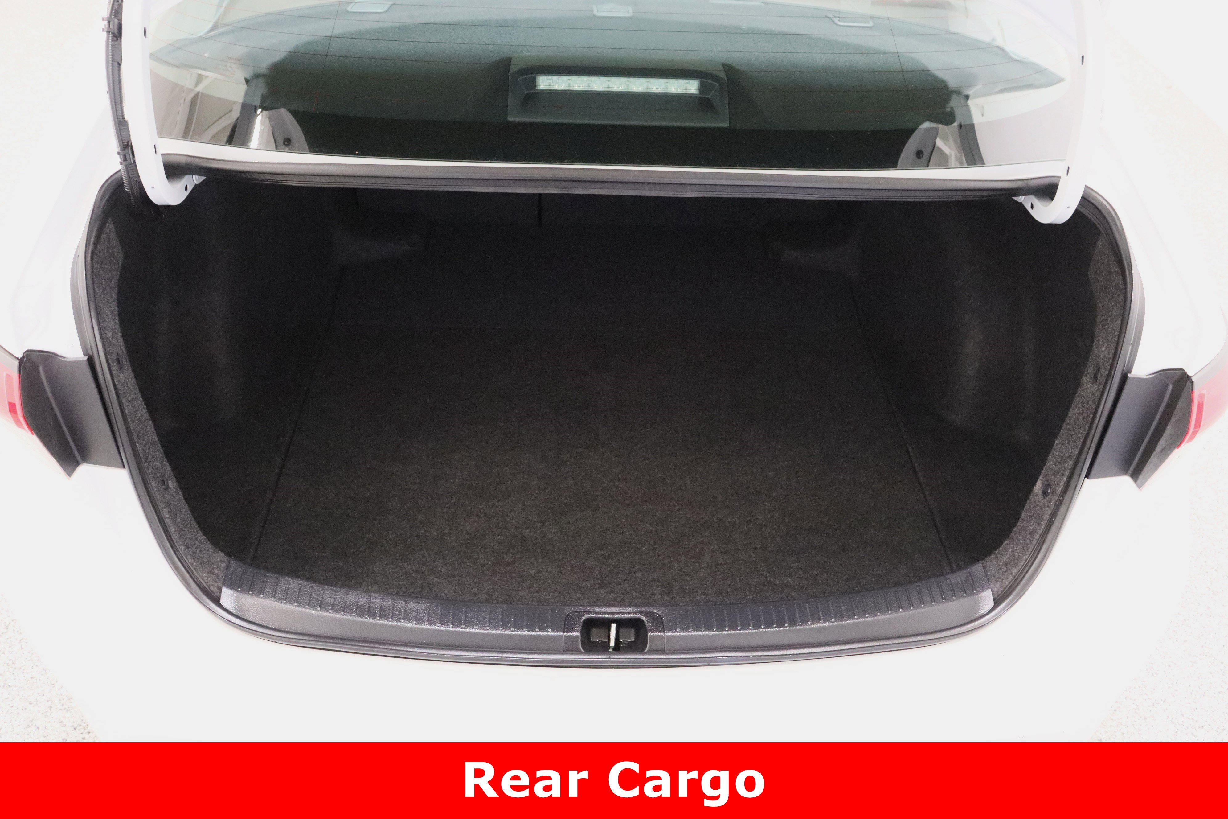 Certified 2025 Toyota Corolla LE image 28