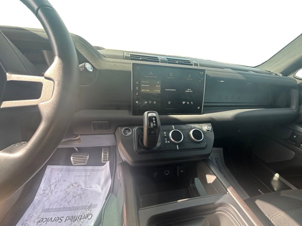 Used 2023 Land Rover Defender 110 X image 11