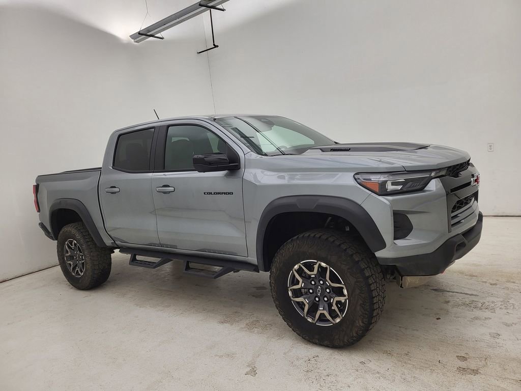 Certified 2025 Chevrolet Colorado ZR2 w/ Technology Package image 1