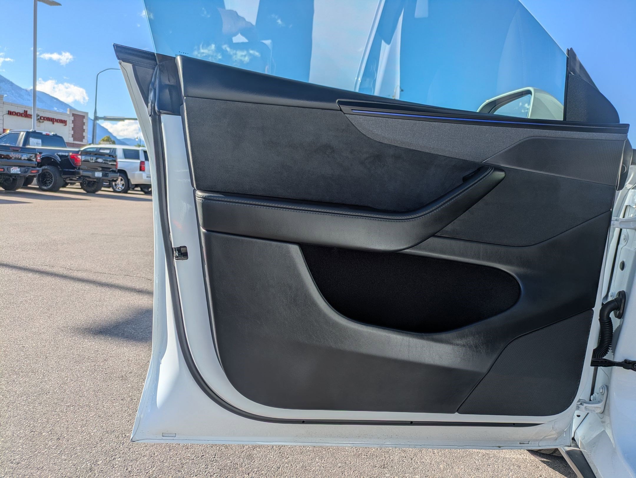 Used 2026 Tesla Model Y AWD image 14