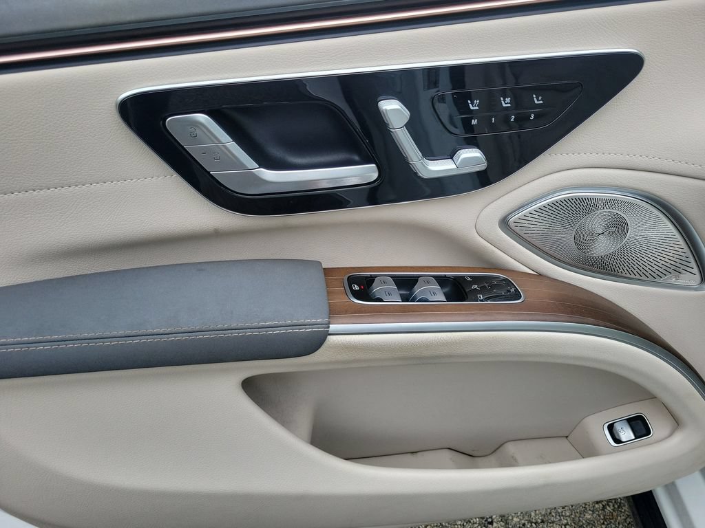 Used 2022 Mercedes-Benz EQS 450+ Sedan image 20