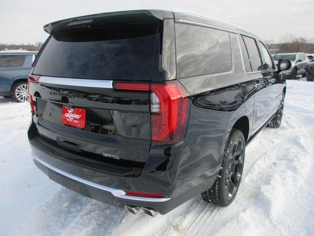 New 2026 GMC Yukon XL Denali w/ Denali Reserve Package image 4