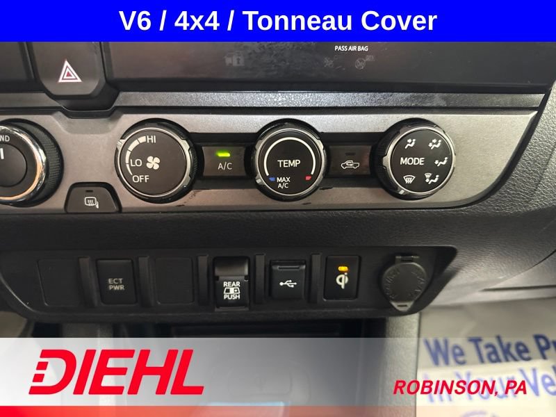 Used 2020 Toyota Tacoma TRD Sport AWD/4WD image 32