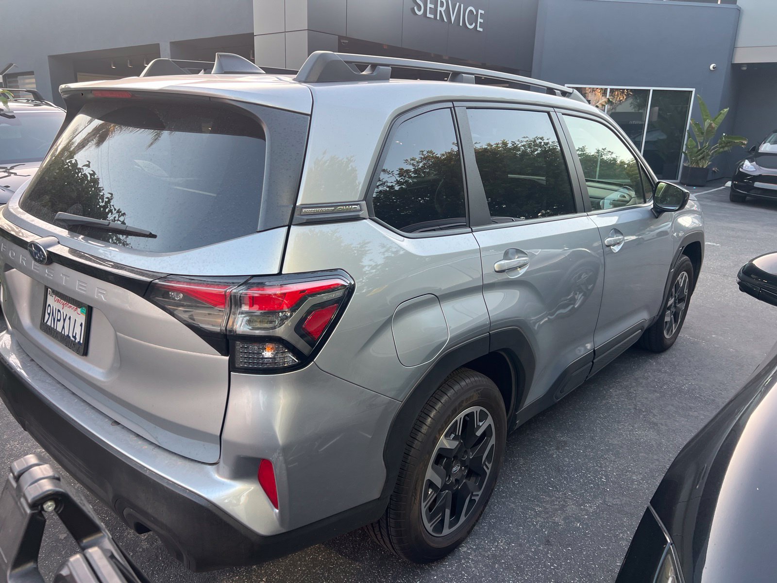 Used 2025 Subaru Forester Premium AWD/4WD image 4