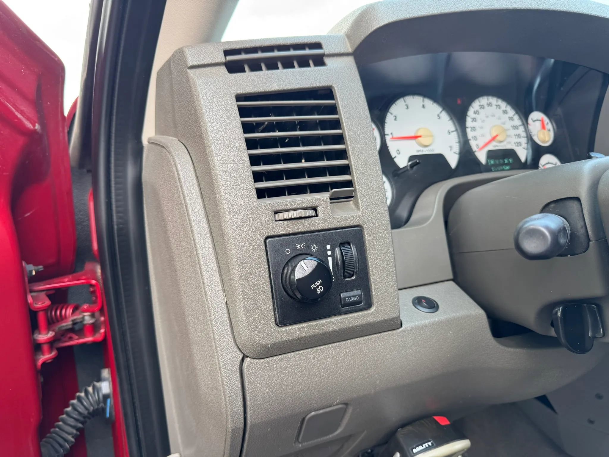 Used 2008 Dodge Ram 2500 Truck SLT w/ Popular Equipment Group image 19