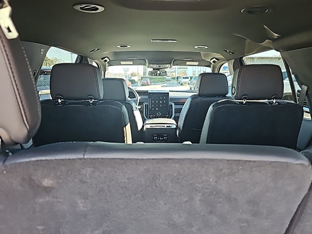 Certified 2025 GMC Yukon Denali image 7