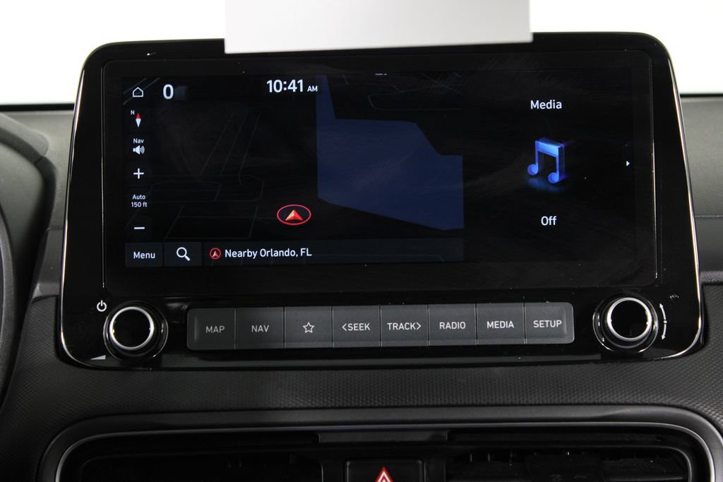 Certified 2022 Hyundai Kona Limited FWD image 9