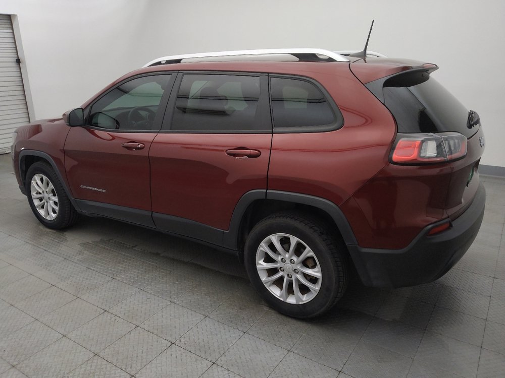 Used 2021 Jeep Cherokee Latitude FWD image 3