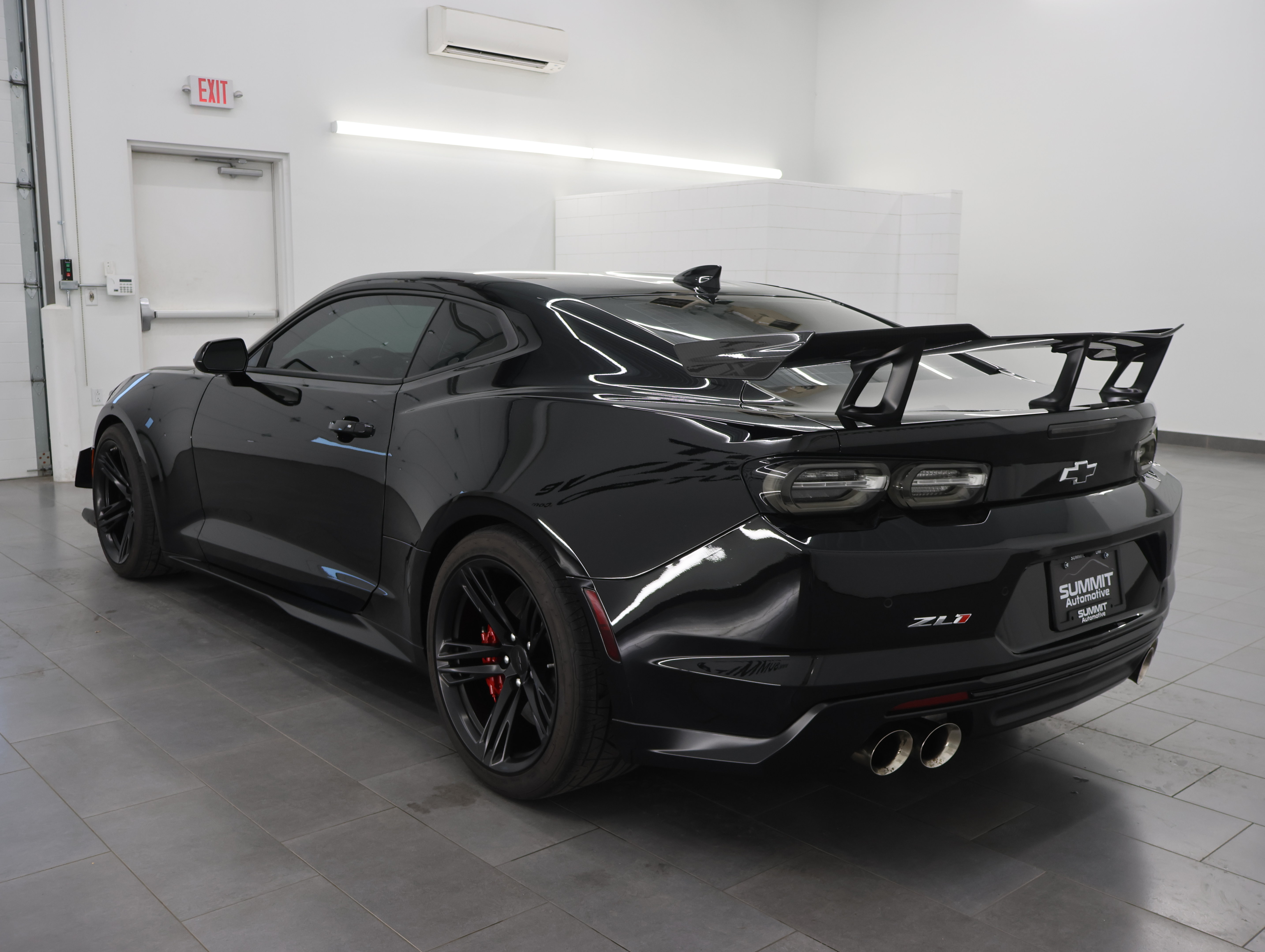 Used 2019 Chevrolet Camaro ZL1 RWD image 6