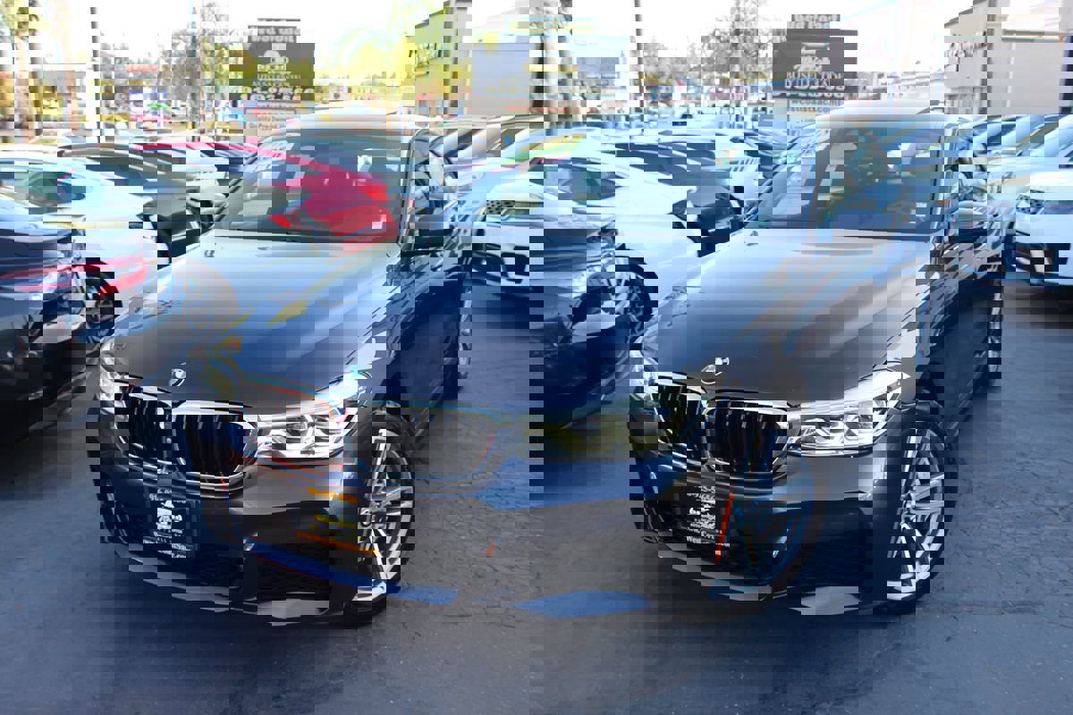 Used 2018 BMW 640i Gran Turismo xDrive image 48