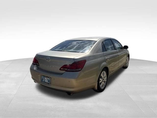 Used 2008 Toyota Avalon XLS FWD image 3