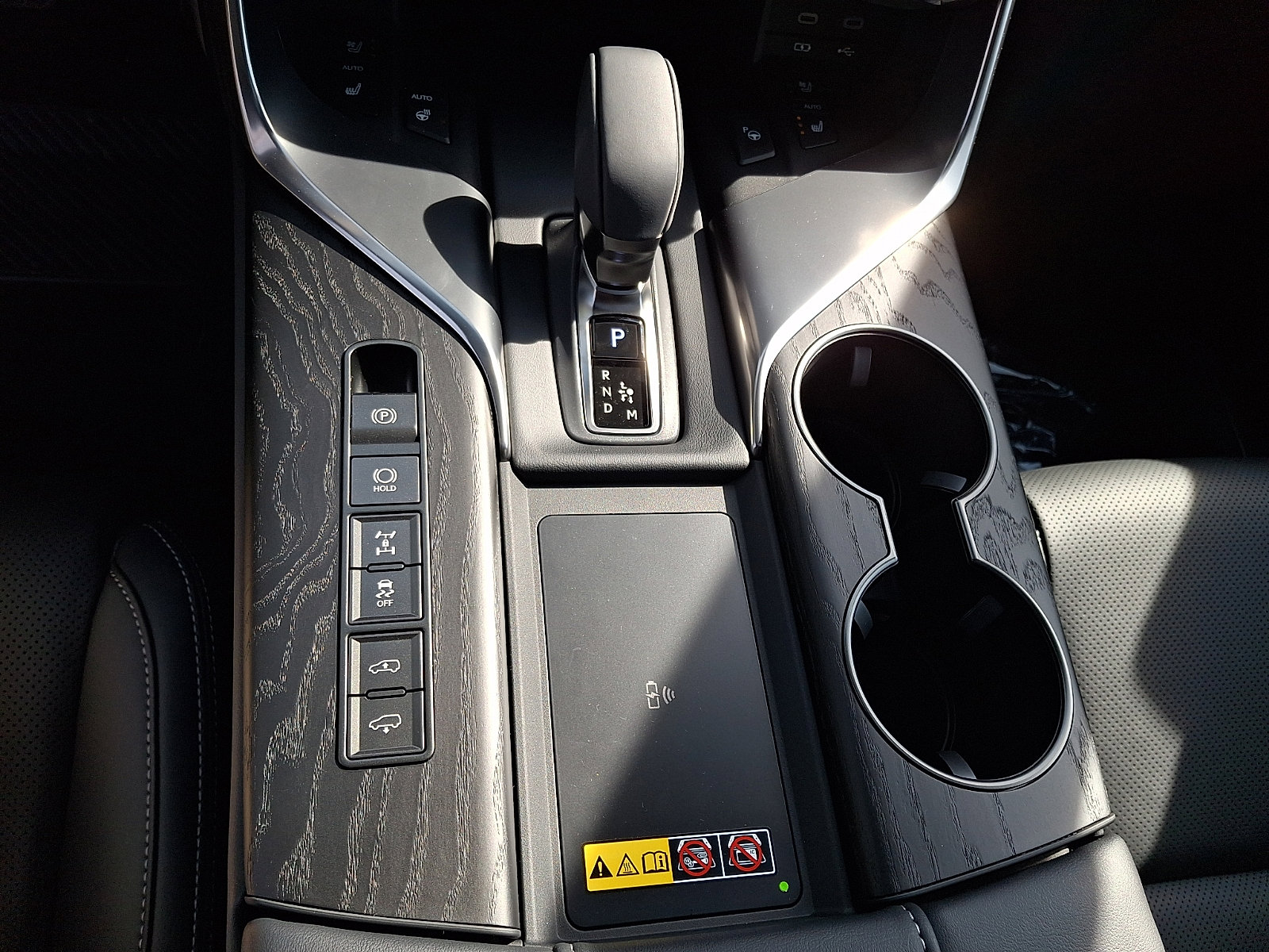 New 2026 Lexus LX 700h Luxury AWD/4WD image 11