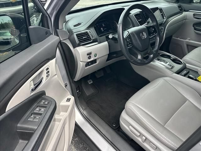 Used 2021 Honda Pilot Special Edition image 13