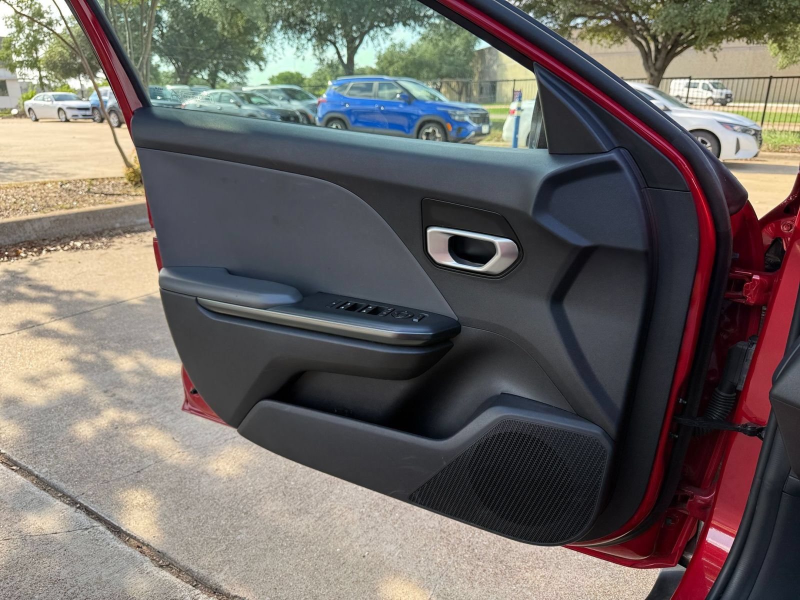 Used 2025 Kia K4 FWD image 18