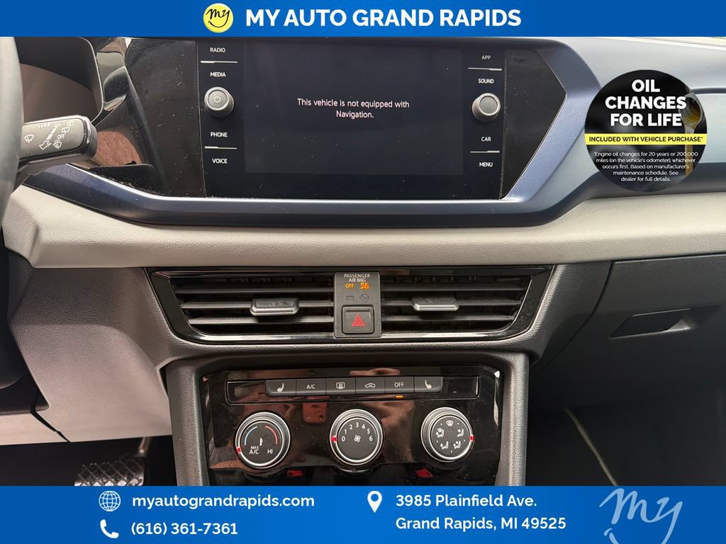 Used 2023 Volkswagen Taos SE w/ Panoramic Sunroof Package AWD/4WD image 20