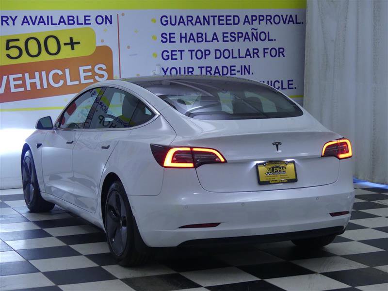 Used 2019 Tesla Model 3 Standard Range Plus image 4