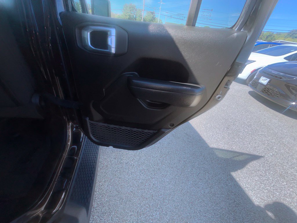 Certified 2023 Jeep Wrangler Unlimited Sport w/ Sun And Sound Package AWD/4WD image 23