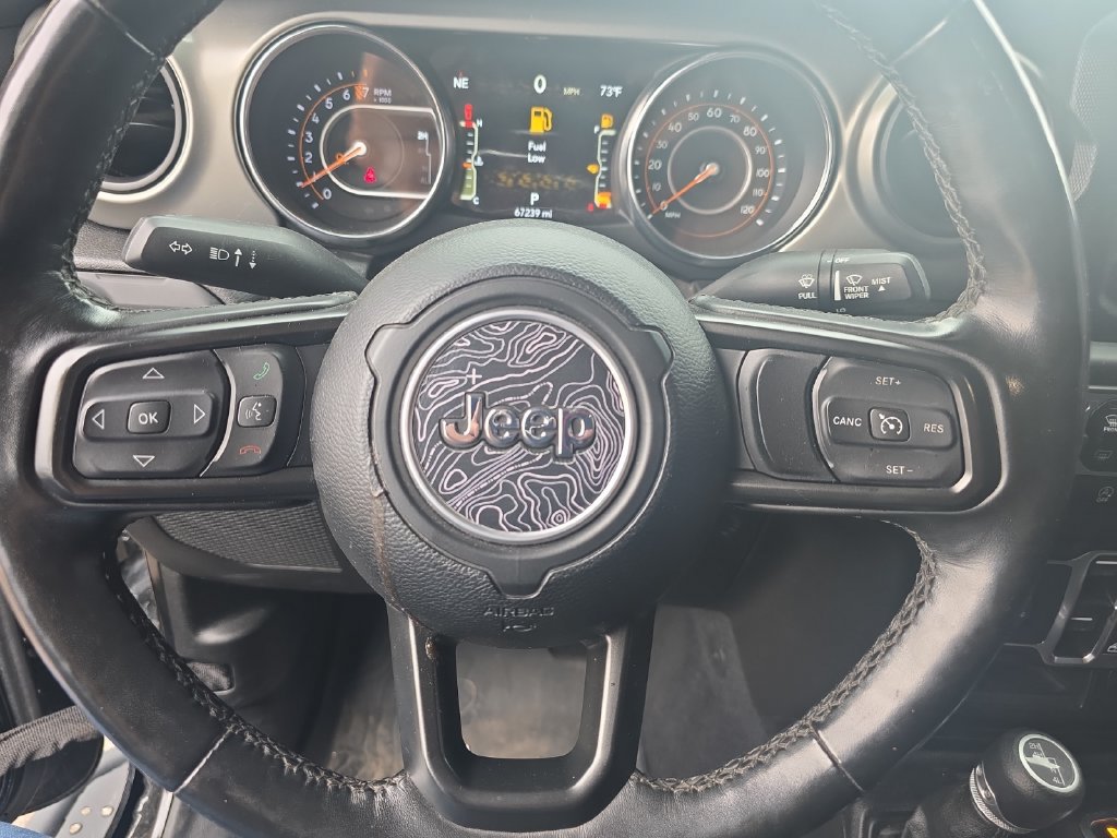 Used 2021 Jeep Gladiator Sport AWD/4WD image 19