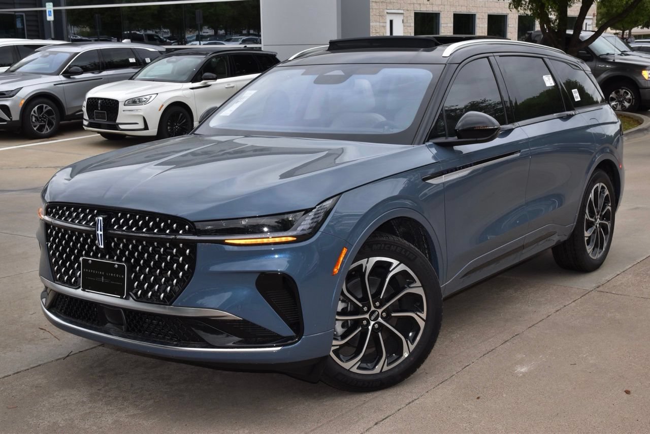New 2026 Lincoln Nautilus Reserve AWD/4WD image 19