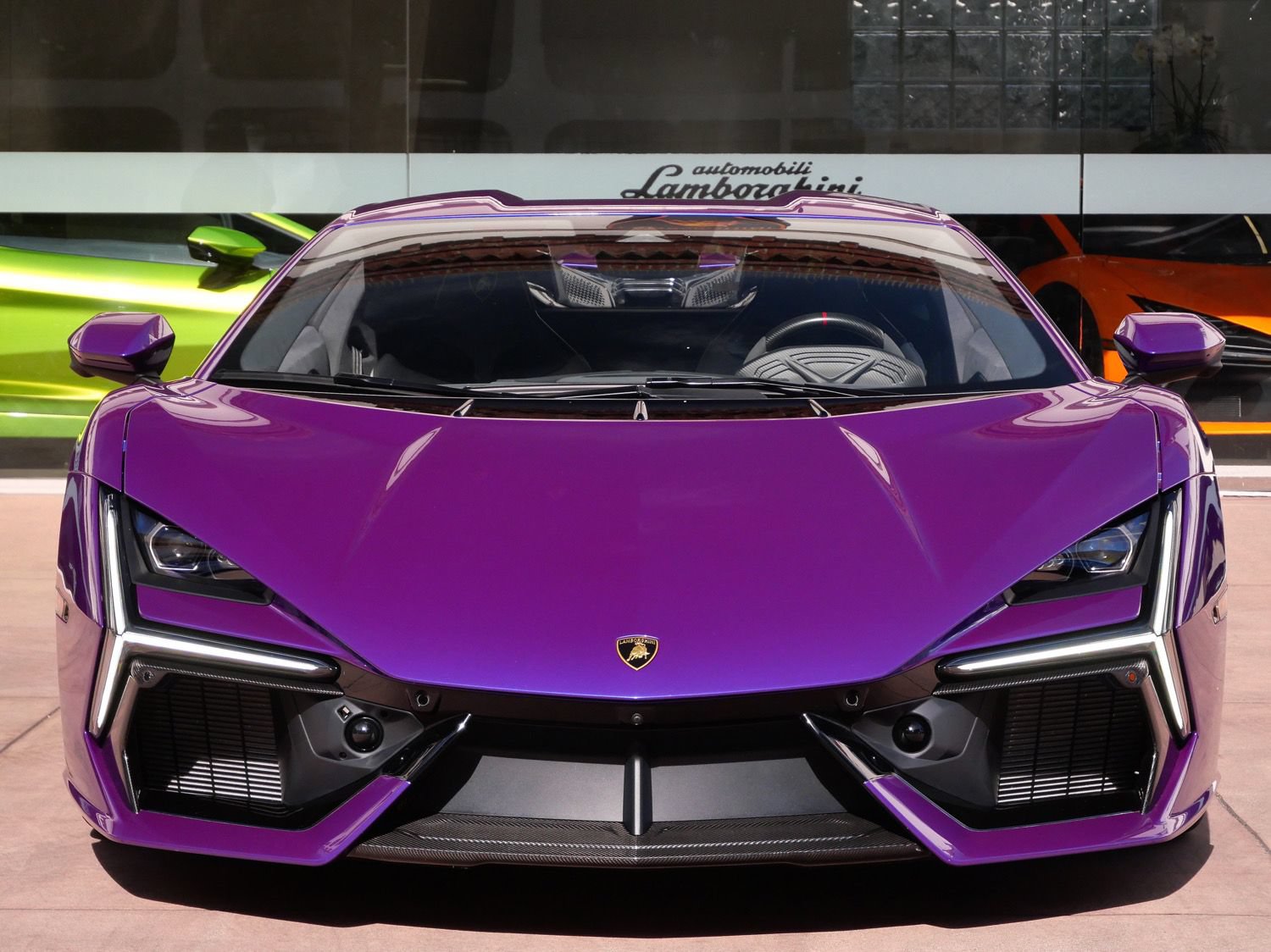 Used 2025 Lamborghini Revuelto AWD/4WD image 5