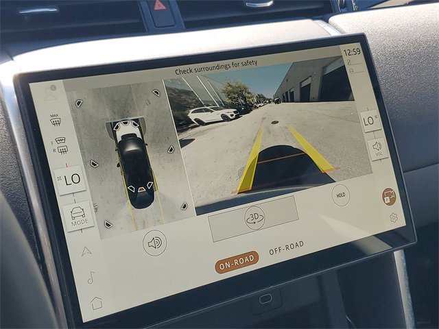 New 2025 Land Rover Discovery Sport S image 31