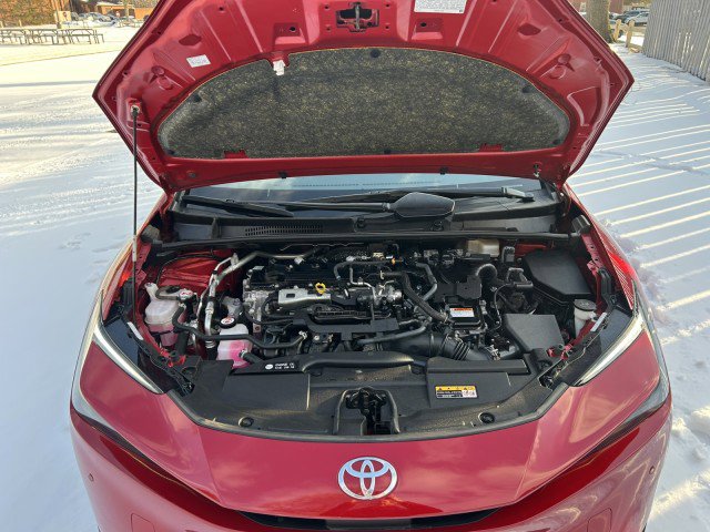 Used 2023 Toyota Prius XLE image 31