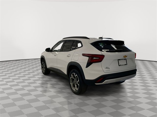 New 2025 Chevrolet Trax LT w/ Driver Confidence Package image 8