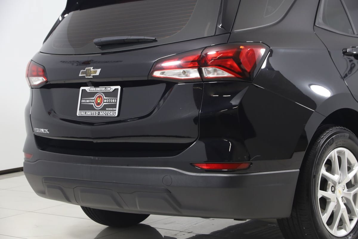 Used 2024 Chevrolet Equinox LS FWD image 37