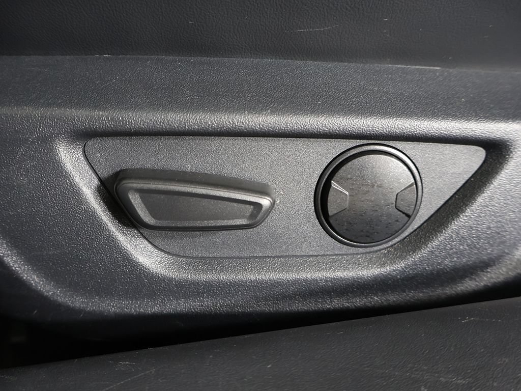 Used 2024 Ford Mustang Premium RWD image 31