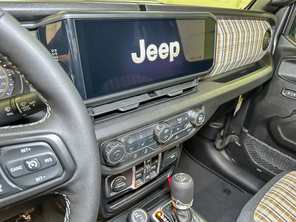 New 2026 Jeep Gladiator Sport AWD/4WD image 27