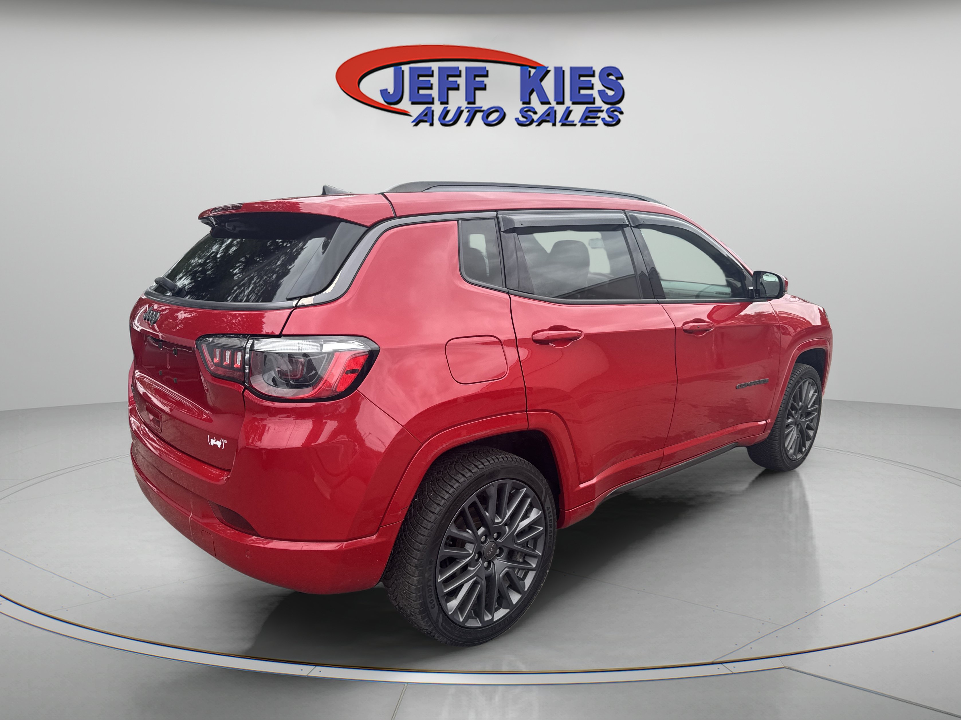 Used 2022 Jeep Compass Limited AWD/4WD image 5