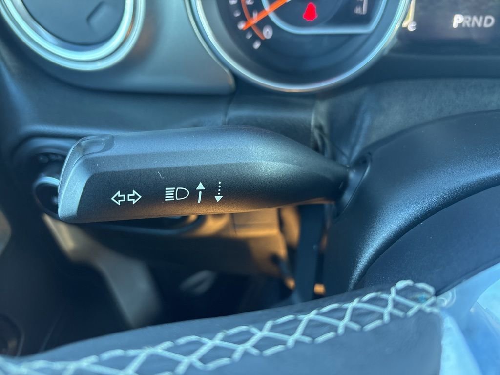 Used 2018 Jeep Wrangler Unlimited Sahara image 64