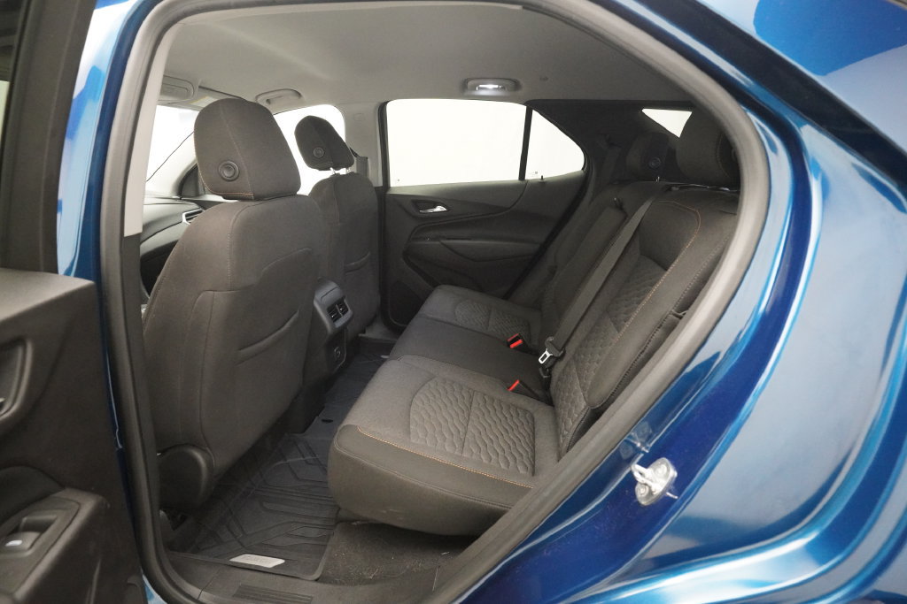 Used 2019 Chevrolet Equinox LT w/ Driver Convenience Package FWD image 16