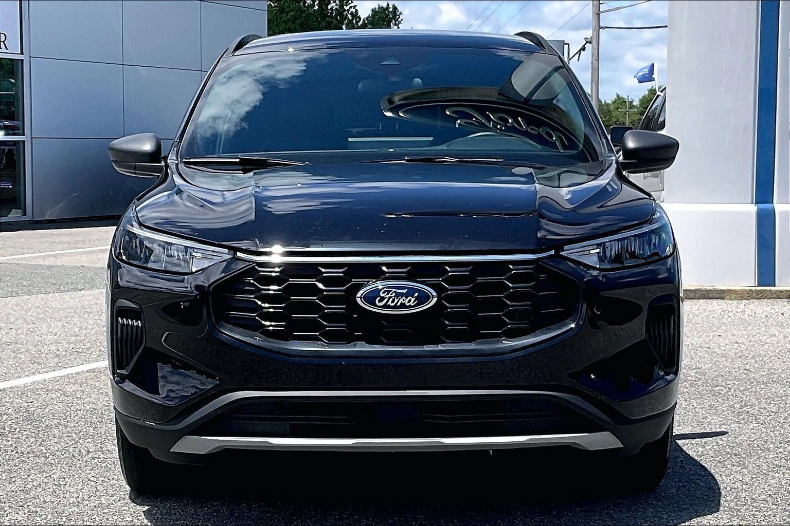 Certified 2025 Ford Escape ST-Line w/ Equipment Group 301A FWD image 2