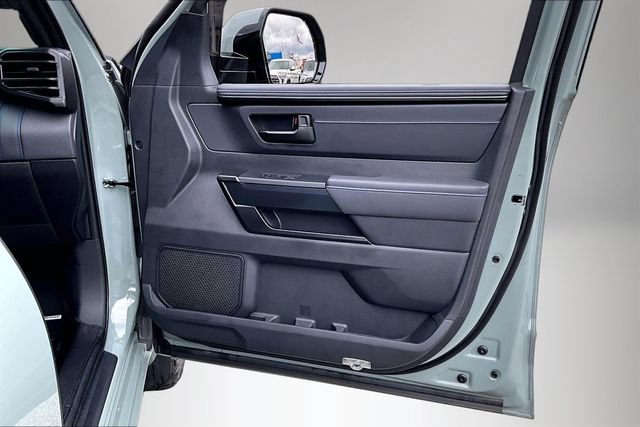 Used 2025 Toyota Tundra Platinum AWD/4WD image 26