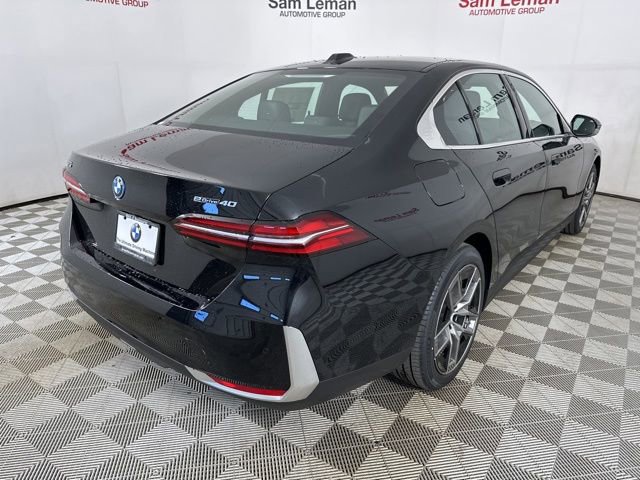 Used 2024 BMW i5 eDrive40i w/ Premium Package image 22