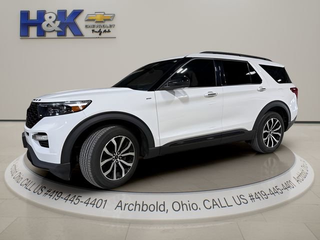 Used 2022 Ford Explorer ST-Line w/ Class IV Trailer Tow Package AWD/4WD image 4