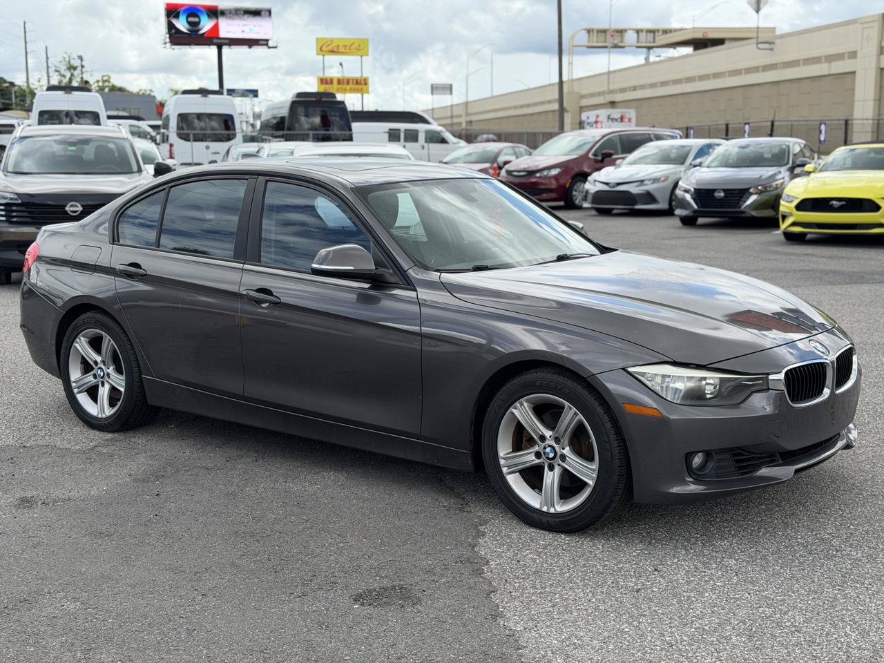 Used 2013 BMW 328i Sedan RWD image 3